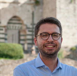 2025 10 candidato Bimonte box